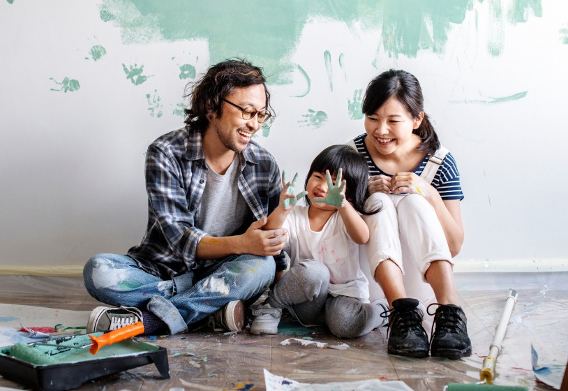 happy family painting